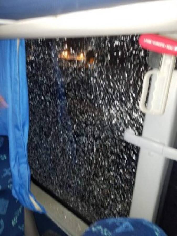 FOTOS: Así quedó el bus del Marathón tras ataque sufrido en Comayagua