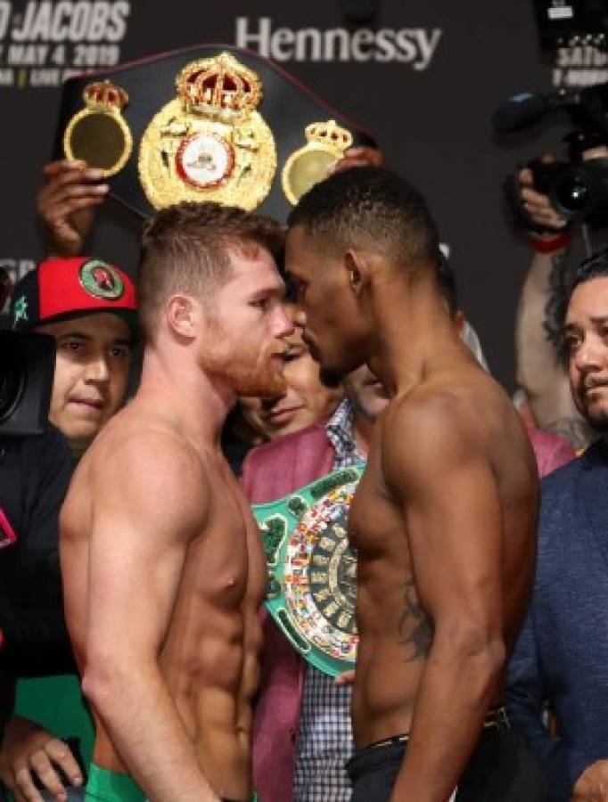 Pleito: Canelo y Jacobs calientan su pelea en el pesaje