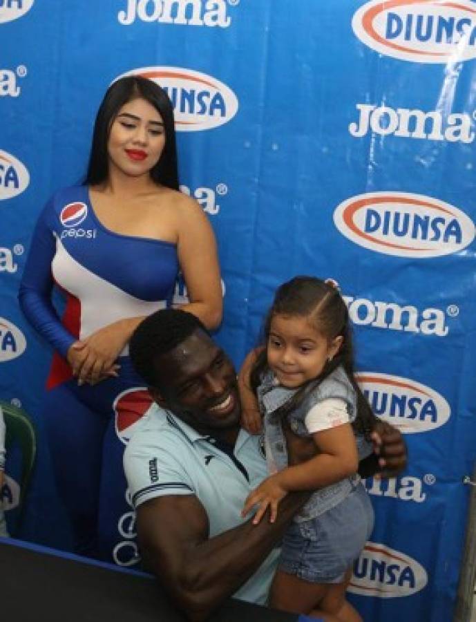 FOTOS: Motagua comparte con su afición antes del duelo contra Olimpia
