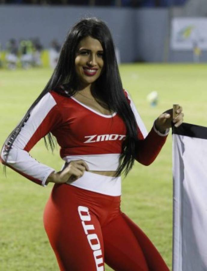 FOTOS: Las sensuales chicas que adornaron la cuarta jornada de la Liga