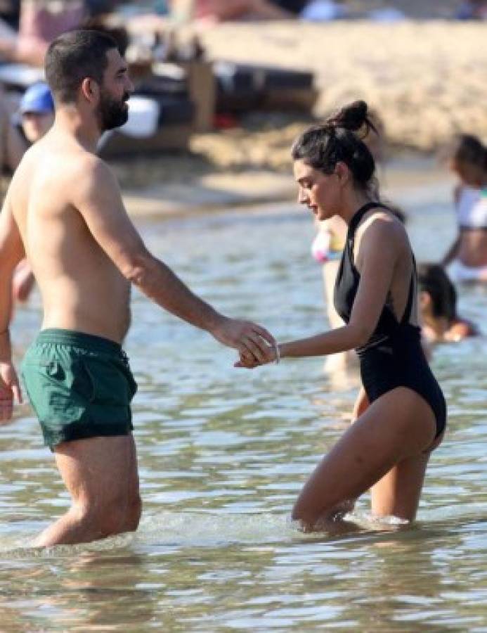 ¡Qué belleza! Así es la preciosa turca que enamoró y se casó con Arda Turan