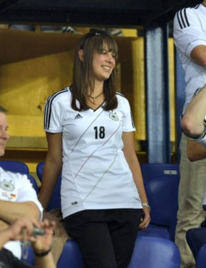 ¡QUÉ LINDO! Así se conforma el 11 del Real Madrid con novias y esposas de jugadores