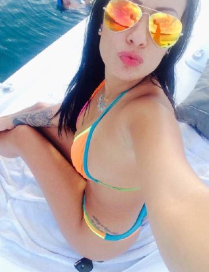 Angie Quesada, la sexy aficionada del equipo de Rojas, Garrido y López que quiere ganar el Clásico