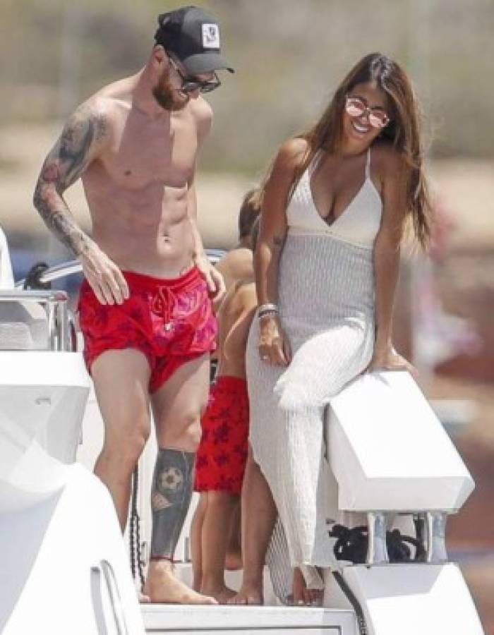 ¡Qué vacaciones! Messi se 'escapa' con Antonella Roccuzzo a Ibiza