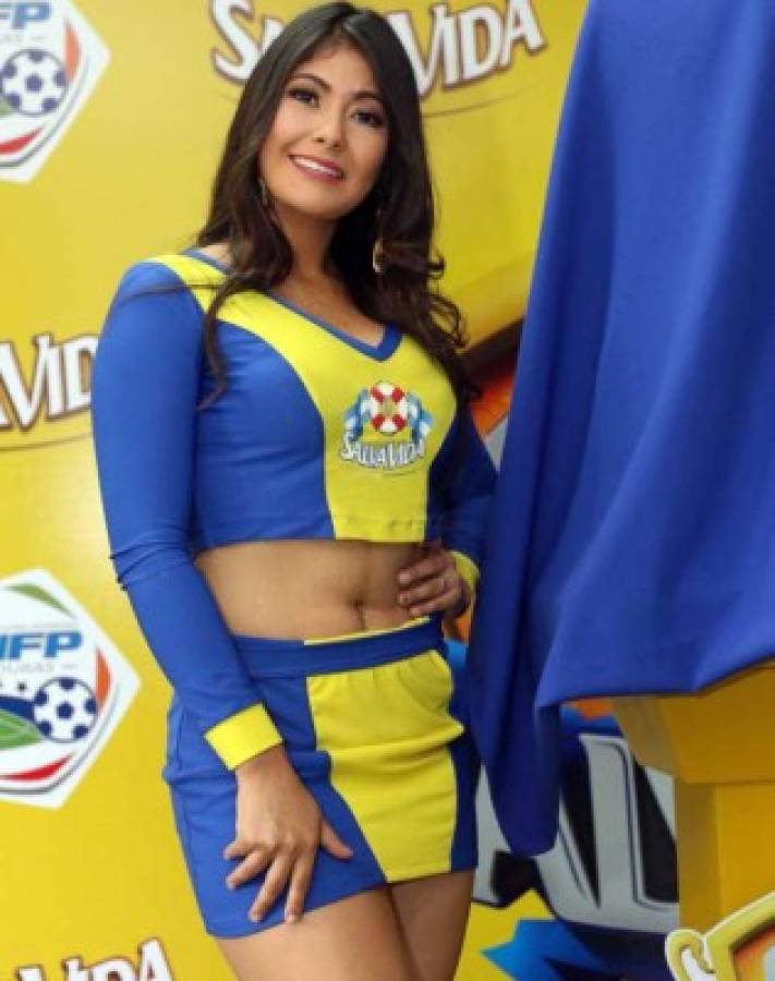 Las elegantes esposas y novias de los futbolistas de la Liga Nacional de las semis