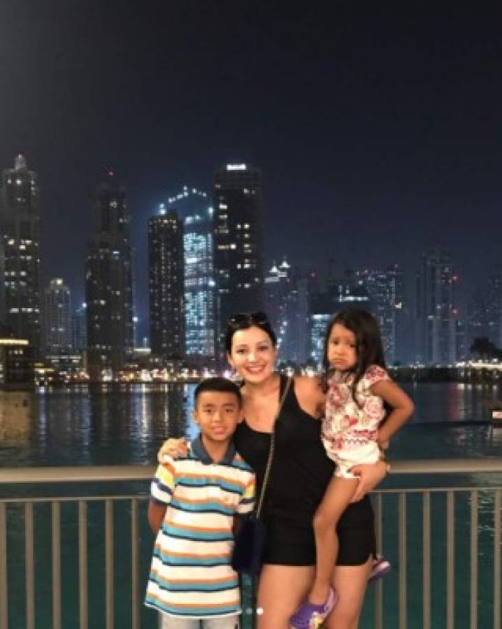 Las vacaciones en Dubái de Virginia Varela, la bella esposa de Emilio Izaguirre