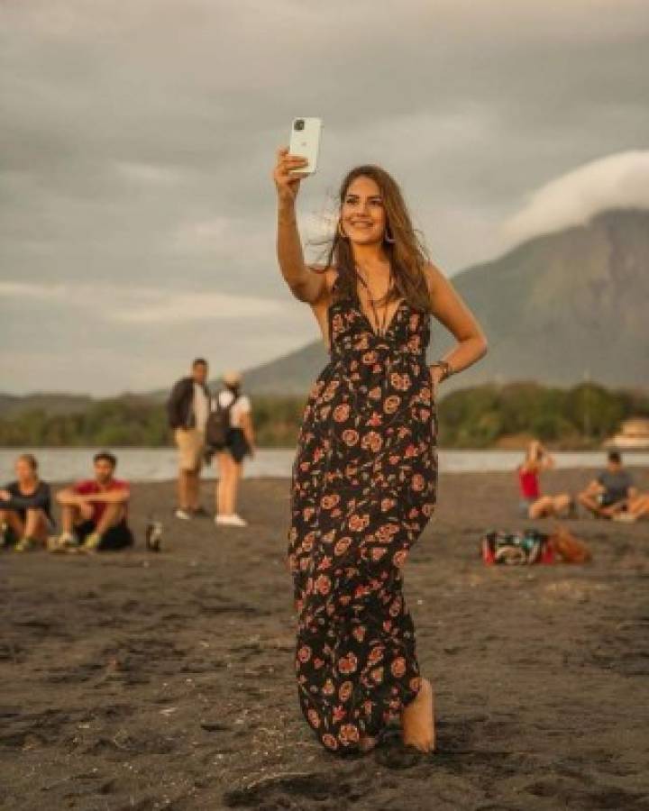 Oriana Sánchez, la sexy presentadora fanática del Real Estelí de Nicaragua