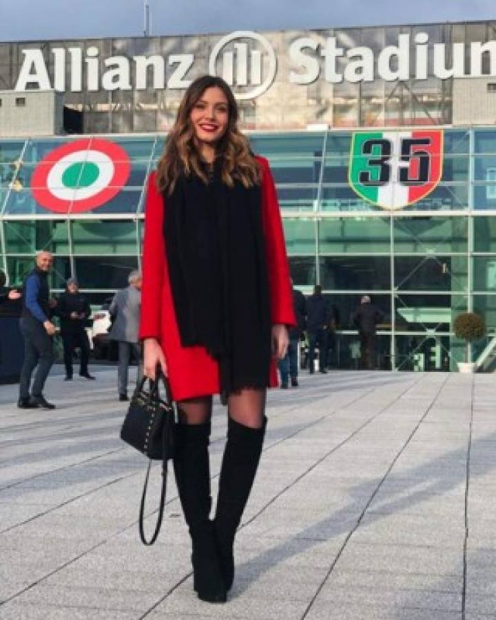 ¡Hermosa! Alice Arlanch la hermosa madrina del Giro y aficionada al Milán