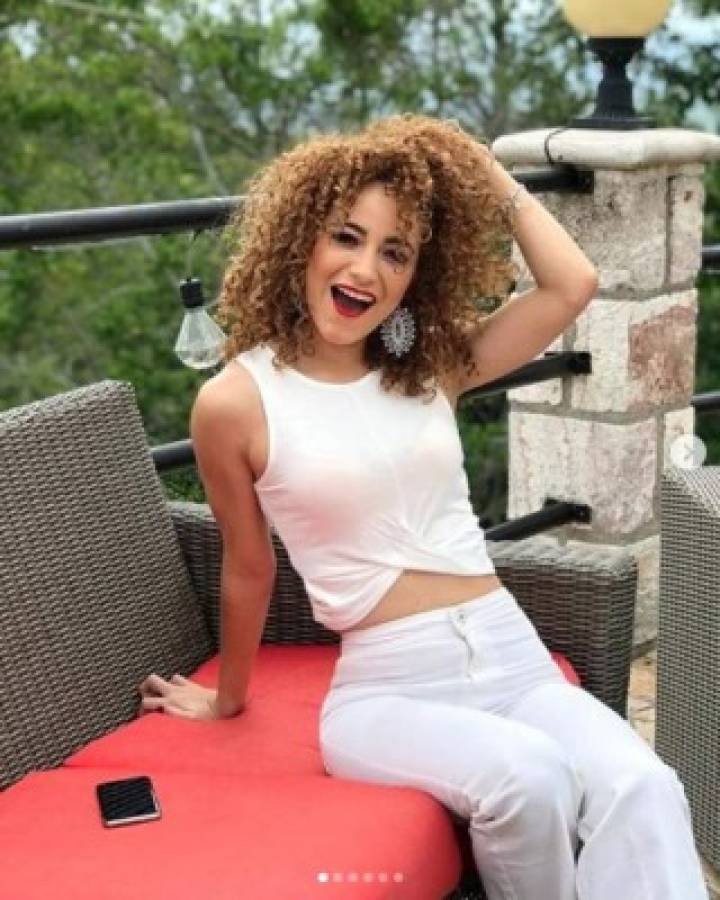 Mayra Tercero, la linda presentadora que el portero de Marathón Denovan Torres presume como su nueva novia
