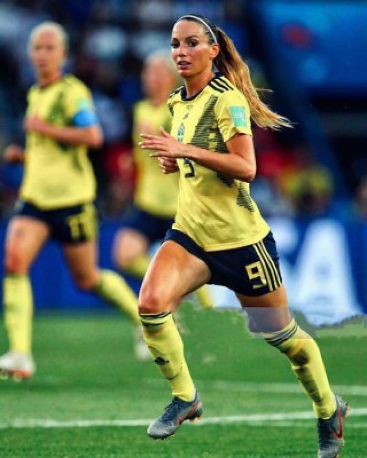¡Es una crack! Kosovare Asslani, la hermosa futbolista sueca del Real Madrid femenino