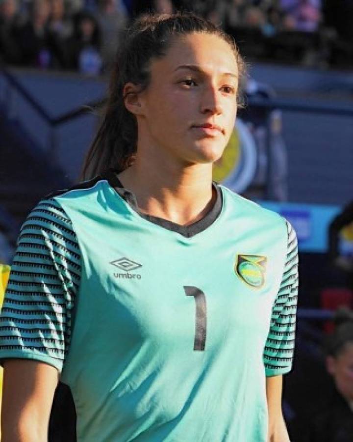 Sydney Schneider, la portera de la Selección Femenina de Jamaica