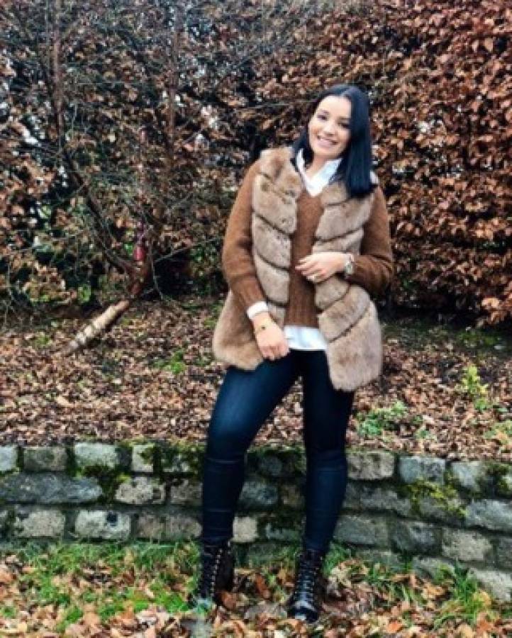 El cambio de la bella esposa de Emilio Izaguirre en su regreso a Escocia