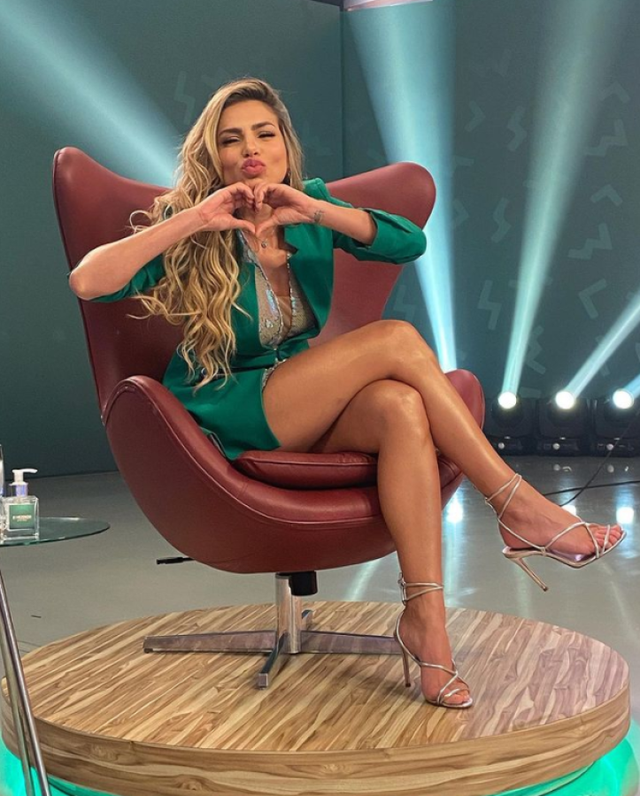 Así es Erika Schneider, la preciosa bailarina que fue vinculada con el colombiano James Rodríguez