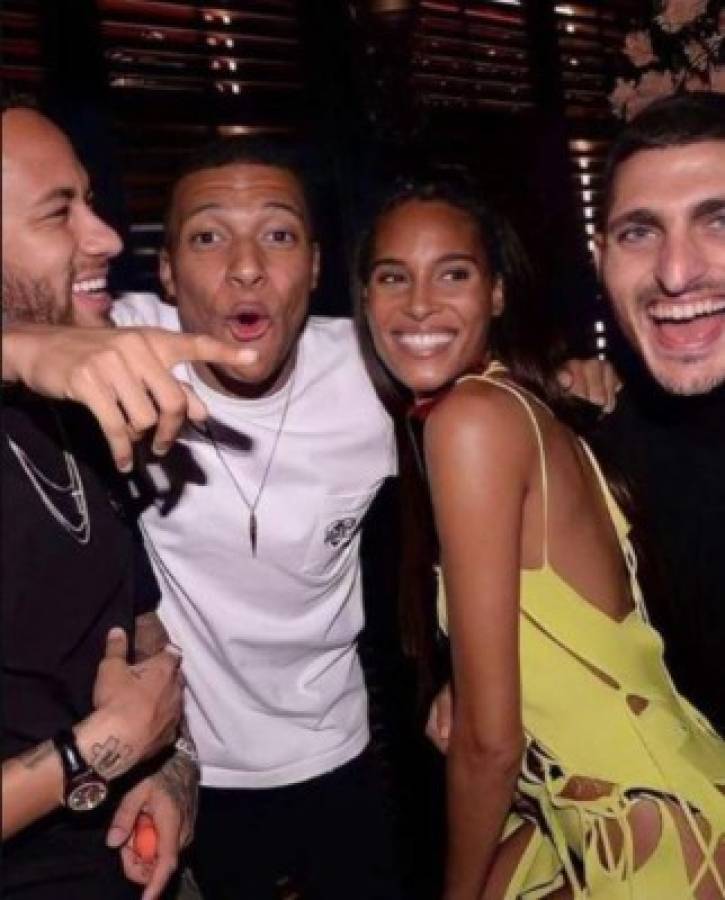 Rumba en París: Así captaron a Neymar y Mbappé en plena fiesta con preciosa modelo francesa