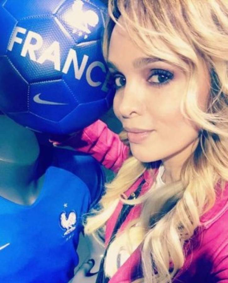 Virginie Caprice y su manera más sexy de dar los pronósticos en la Eurocopa 2016