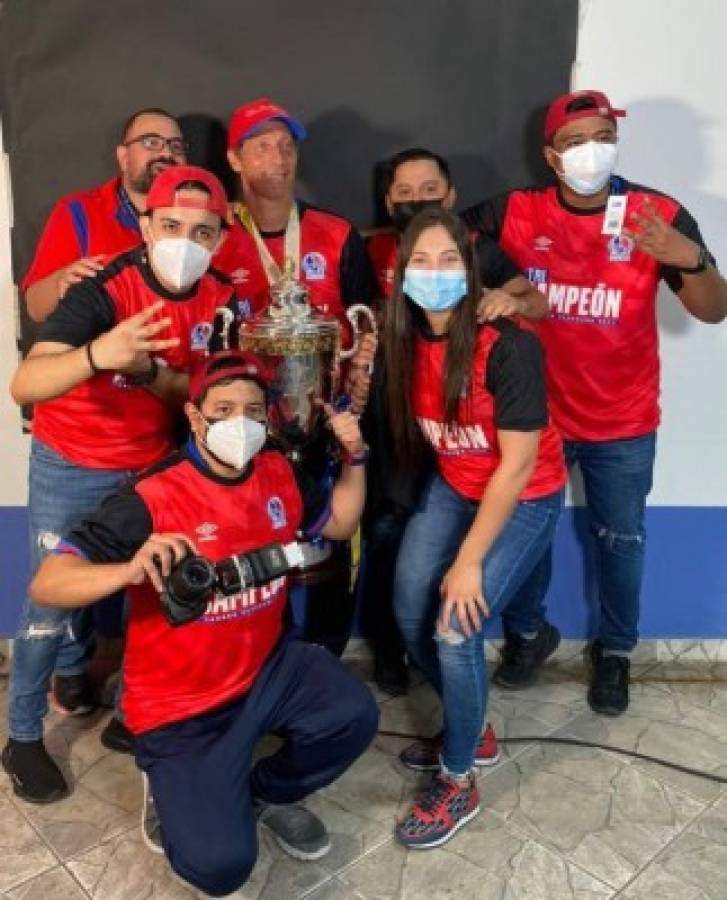 ¡Con un cómico y hasta un DJ! Así fue el festejo íntimo de Olimpia tras conquistar el tricampeonato