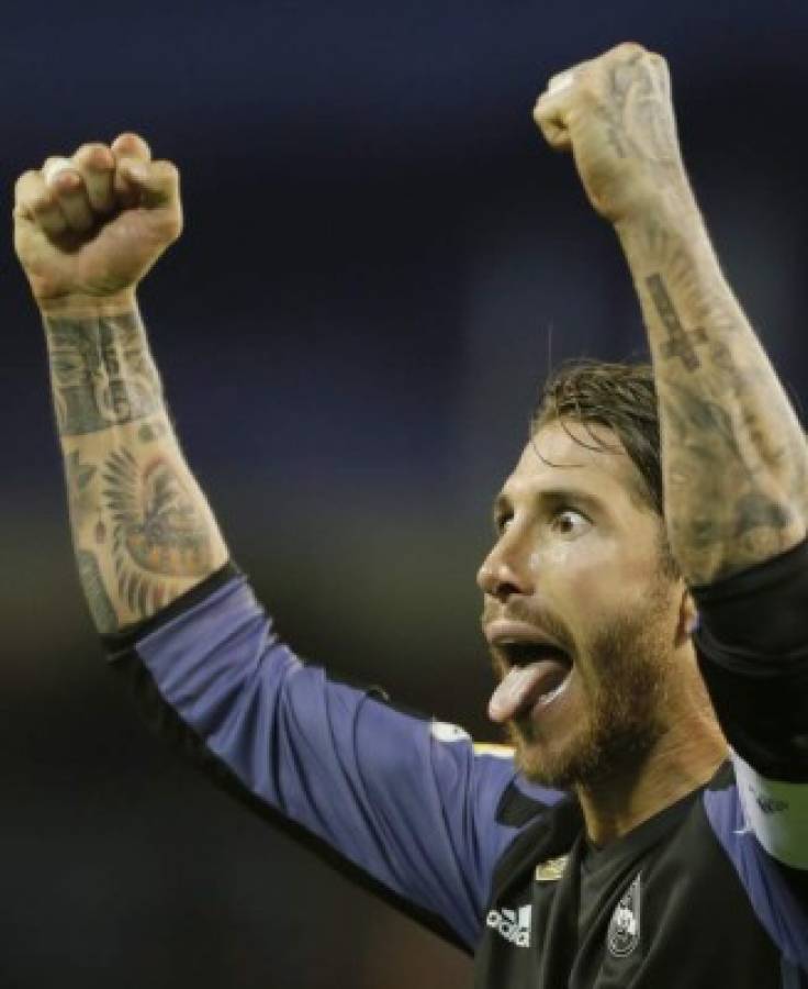 ***VERSIÓN CORREGIDA** GRA599. VIGO (PONTEVEDRA), 17/05/2017.- El defensa del Real Madrid Sergio Ramos celebra el tercer gol ante el Celta, durante el partido de Liga en Primera División que disputan esta noche en el estadio de Balaídos, en Vigo. EFE/Lavandeira Jr.