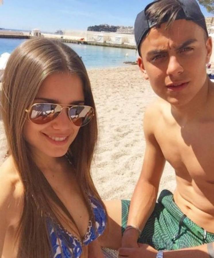 ¡SE SOLTÓ! La ex de Dybala termina relación y sube fotos candentes a sus redes