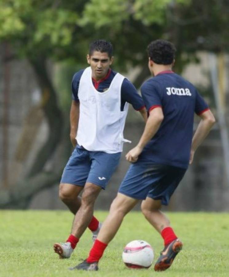 Fichajes: Olimpia renueva dos jugadores, Carlos Pineda pudo irse a México y Marathón busca portero