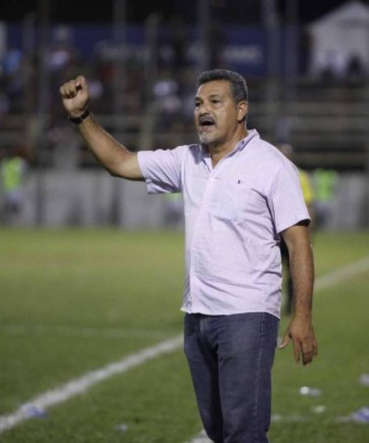 ¡Médico, taxista e ingeniero! La otra profesión de los entrenadores en Honduras