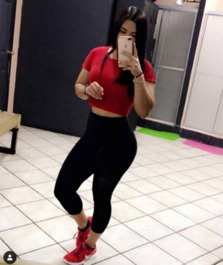 La bella Keylin Barralaga da clases de cómo mantenerse fit en cuarentena