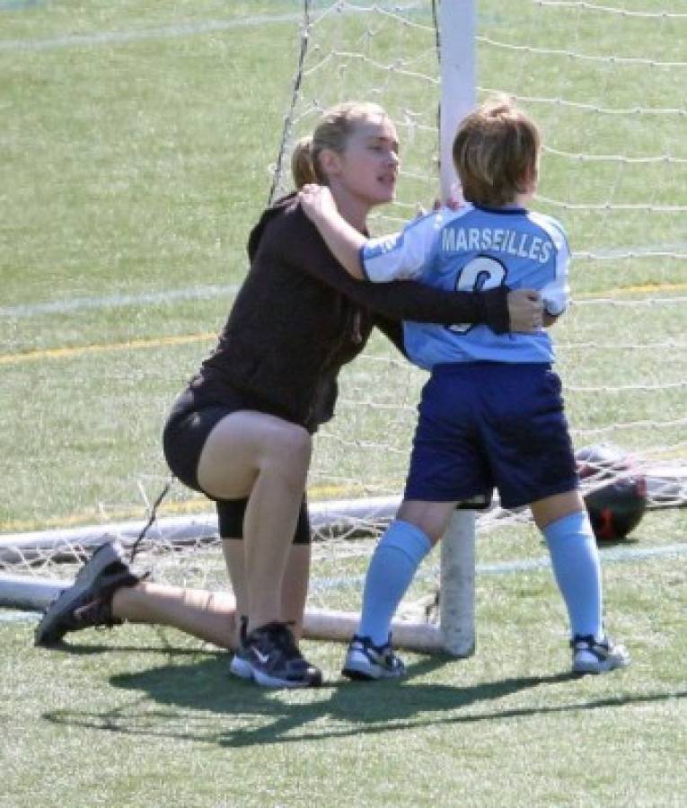 Madres famosas que apoyan a sus hijos para ser profesionales en el fútbol