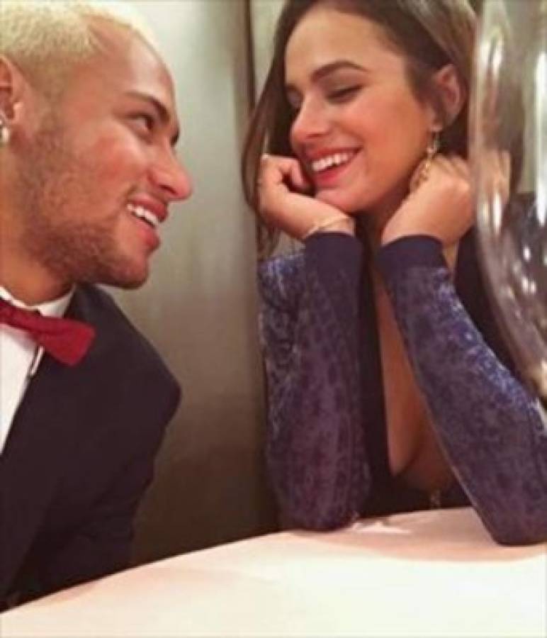 FOTOS: Bruna Marquezine, el mejor San Valentín de Neymar