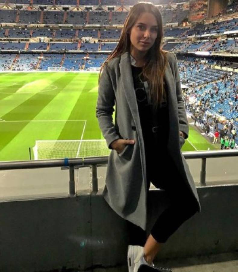 ¡Nueva WAG en Real Madrid! Sexy periodista argentina se roba el amor de jugador madridista