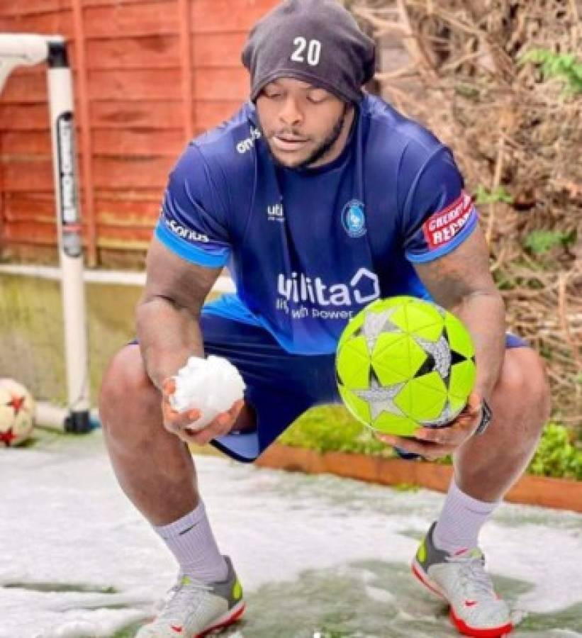 El calvario que vive Adebayo Akinfenwa, el futbolista de más de 220 libras: 'Me está matando'