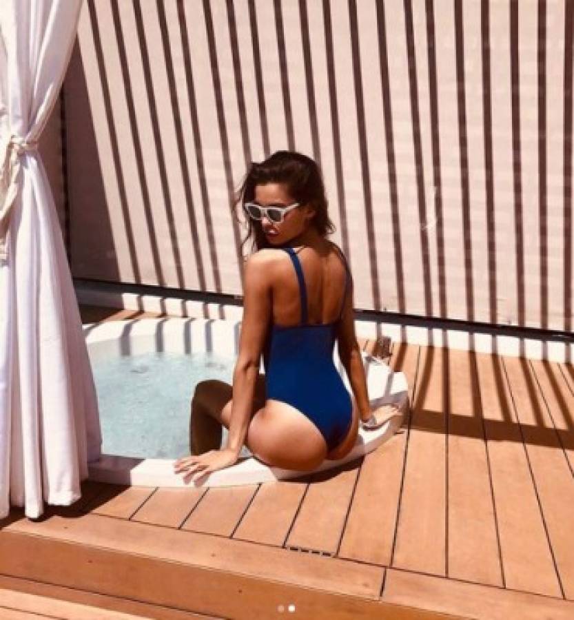 Las fotos 'hot' de la mujer de Dani Alves en sus vacaciones en las Maldivas