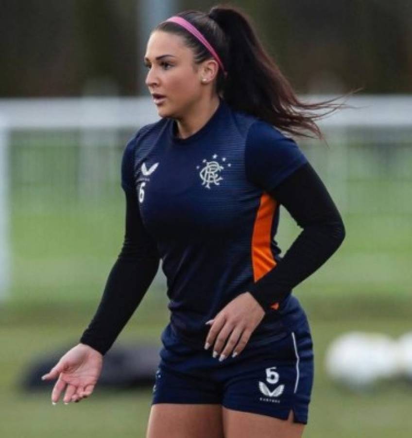 Sonia O'Neill, la 'bomba' venezolana que sufrió una fuerte lesión y que enloquece en el fútbol de Escocia