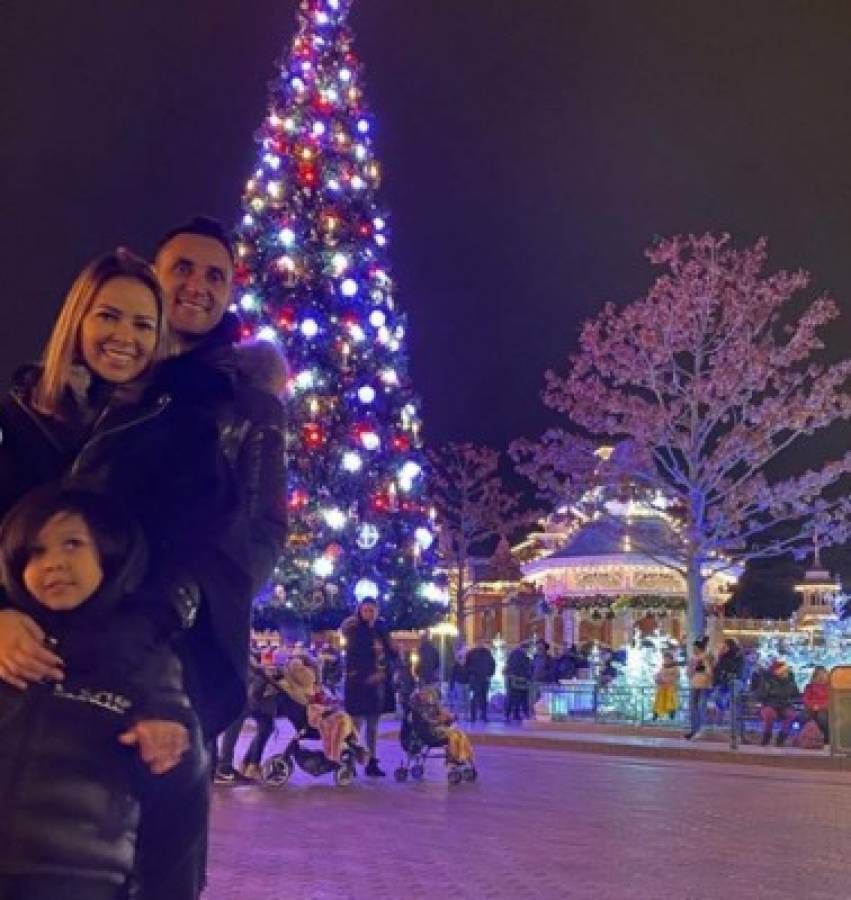 FOTOS: Keylor Navas disfruta de Disneyland en París junto a su 'hermano' Neymar