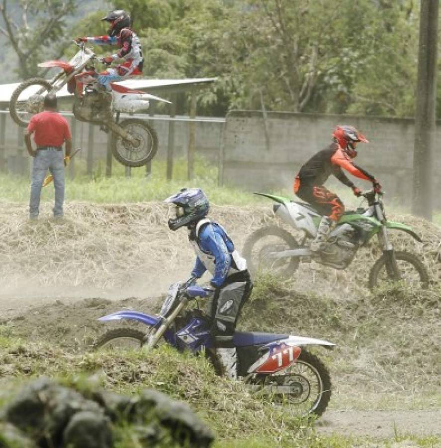 Así se desarrolló el torneo de motocross en San Pedro Sula