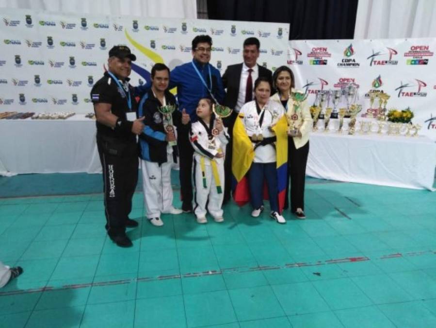 Júnior Erazo Schauer maravilla en torneo de taekwondo de Chile