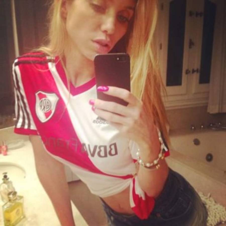 Melisia, la cantante argentina fanática del River Plate