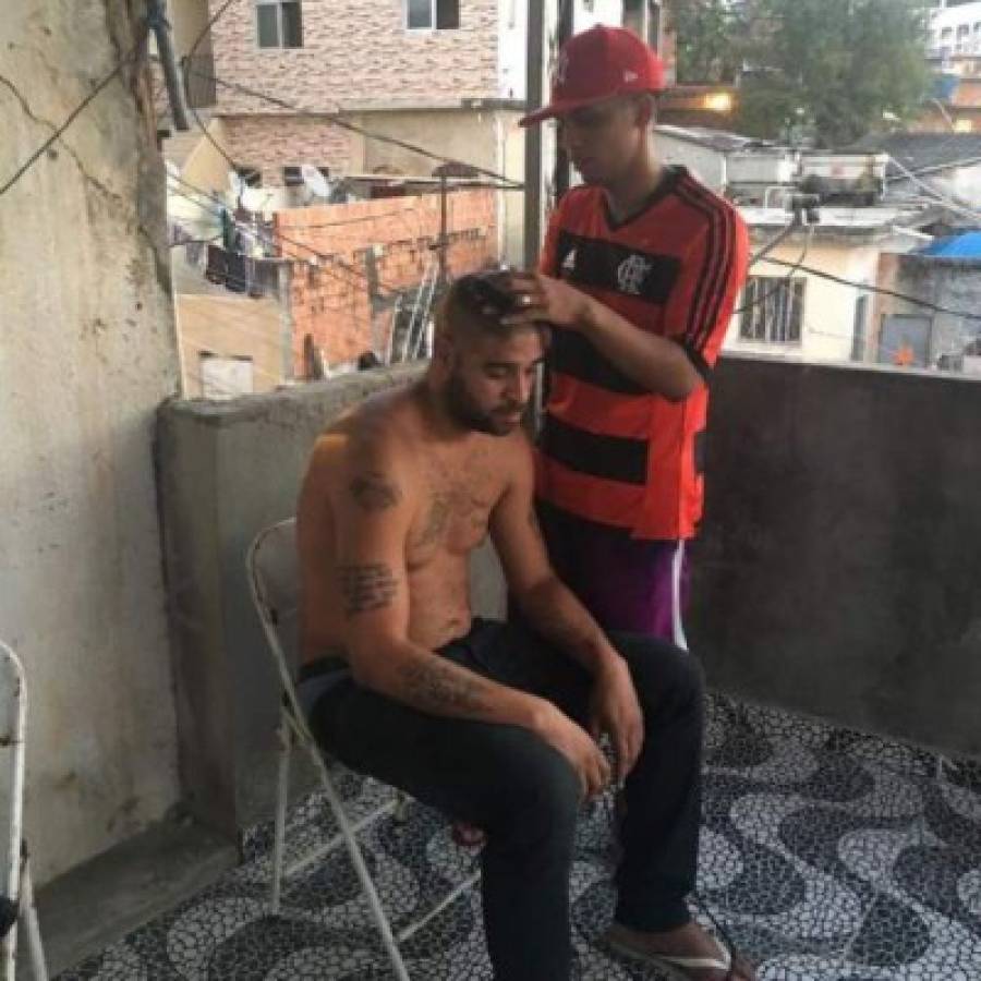 Las duras confesiones de Adriano: Su vida en la favela, el alcohol y la muerte de su padre