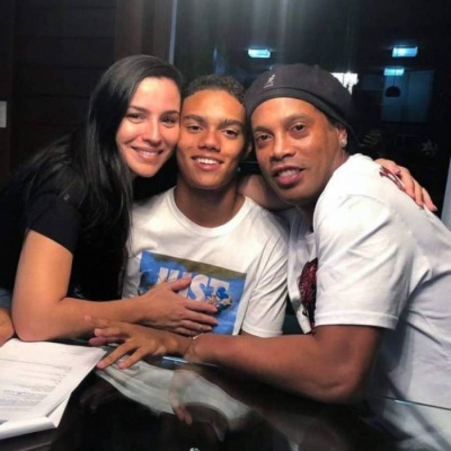 Ronaldinho estuvo de aniversario: las mujeres que fueron vinculadas con el brasileño y los detalles íntimos