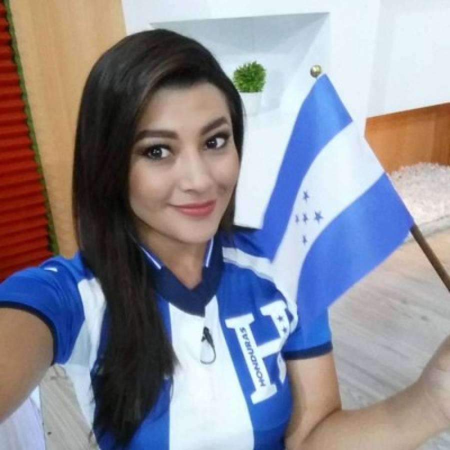 Las bellas chicas que siempre apoyan a la selección de Honduras