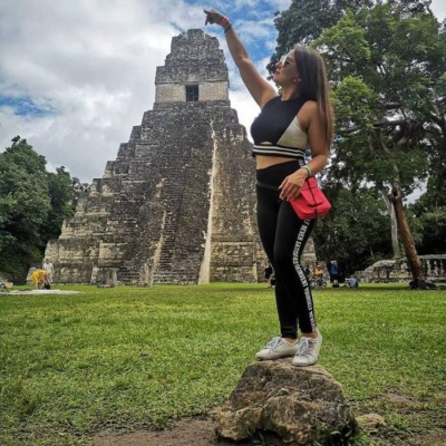 Así disfrutan del feriado morazánico las chicas más bellas de Honduras