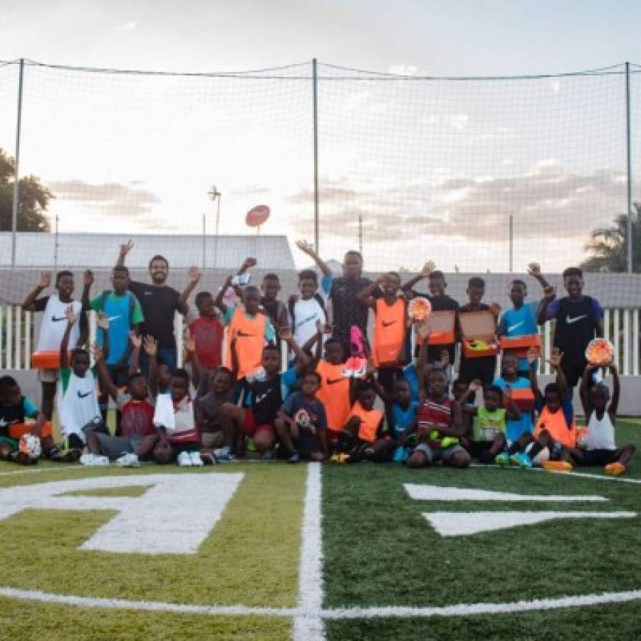 Fundación Alberth Elis: Los sueños de un futbolista que vivió en la pobreza y quiere transformar otras vidas