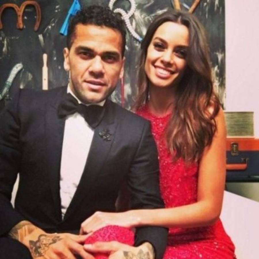 Dani Alves, el fashion de la Champions, pero a un costo muy alto