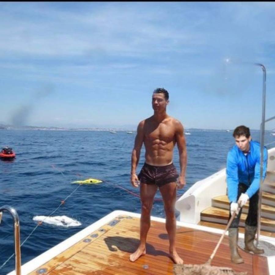 Memes despedazan a Cristiano Ronaldo por su última foto en sus vacaciones con Georgina Rodríguez