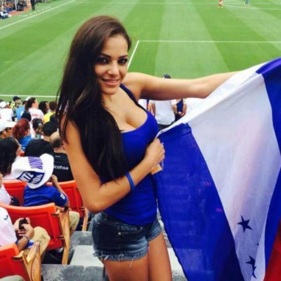 Nathalia Casco, la hondureña que apoya a la Selección en Copa Oro