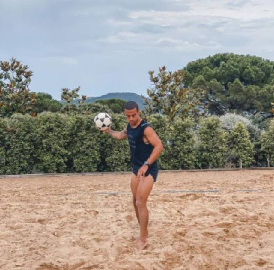 Así son las picantes vacaciones de verano de los futbolistas con sus mujeres; Messi en un yate