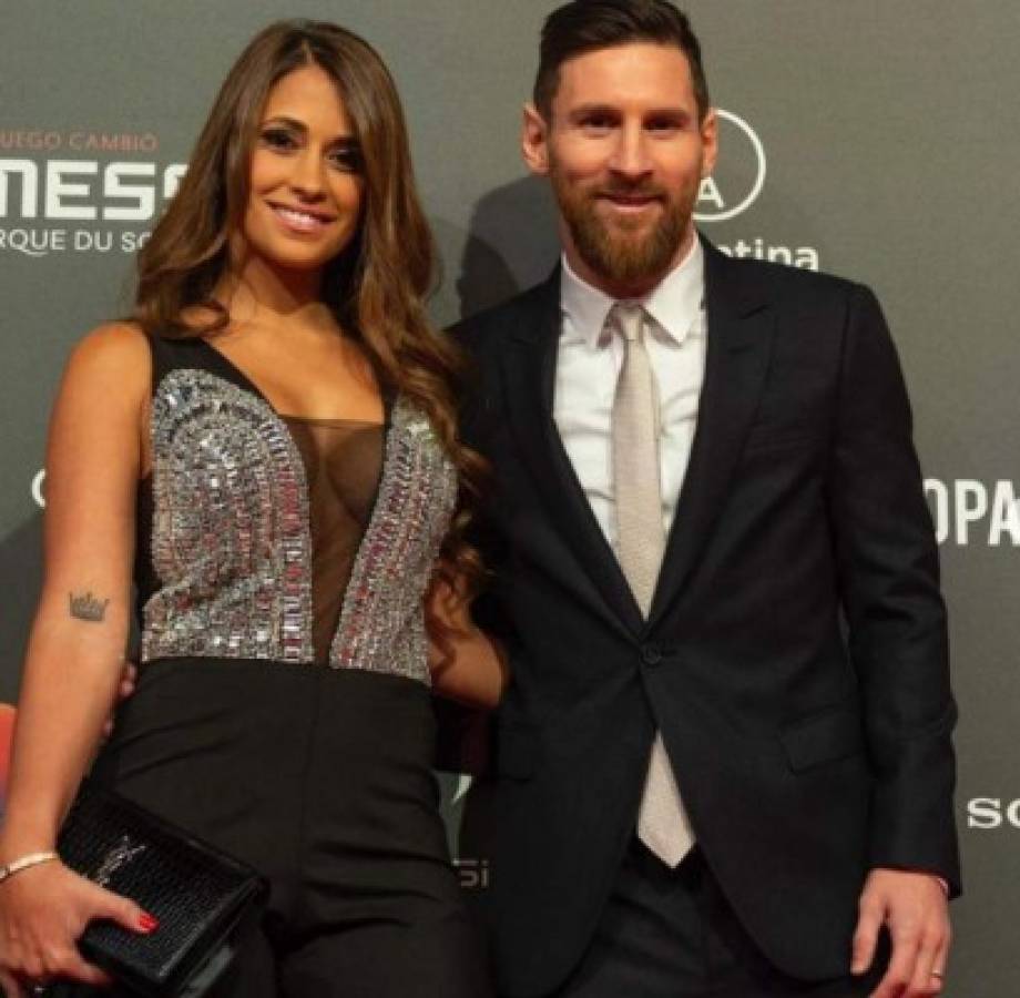 Fotos: Antonella Roccuzzo levanta suspiros en la gran noche de Messi
