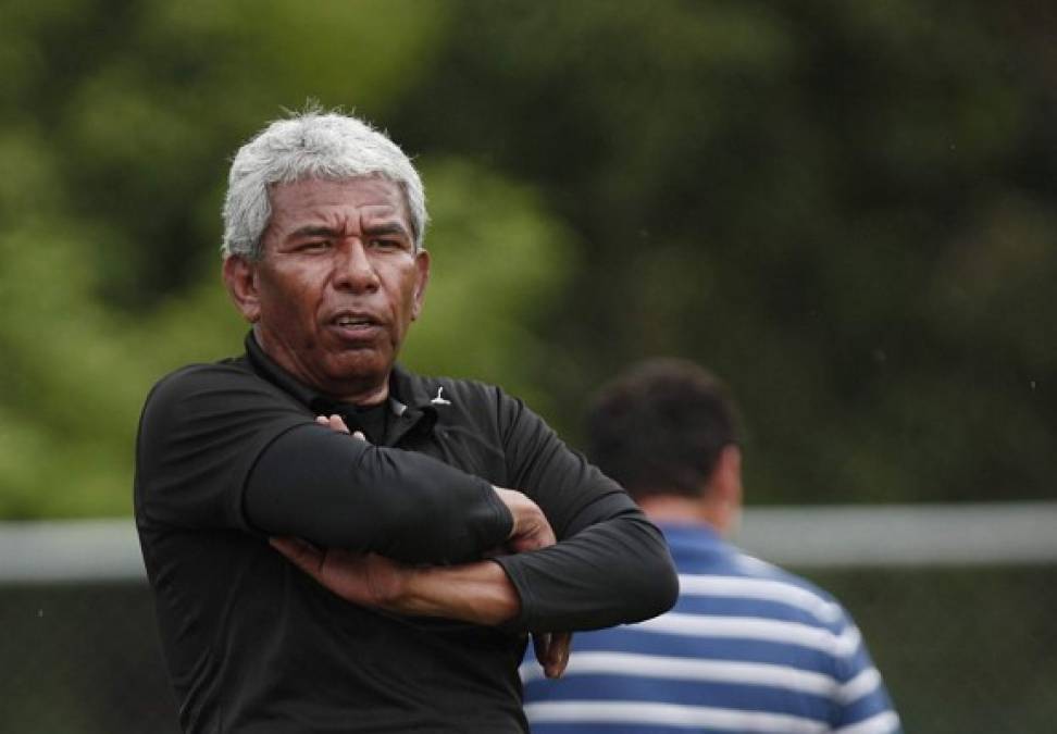 Las 17 cosas que no sabías de Hector Castellón, el técnico campeón con el Honduras Progreso