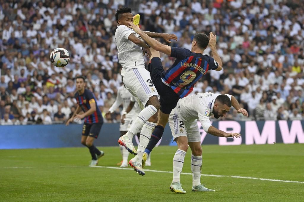 What is the problem?  Xavi responds after losing in the Clasico against Real Madrid: 