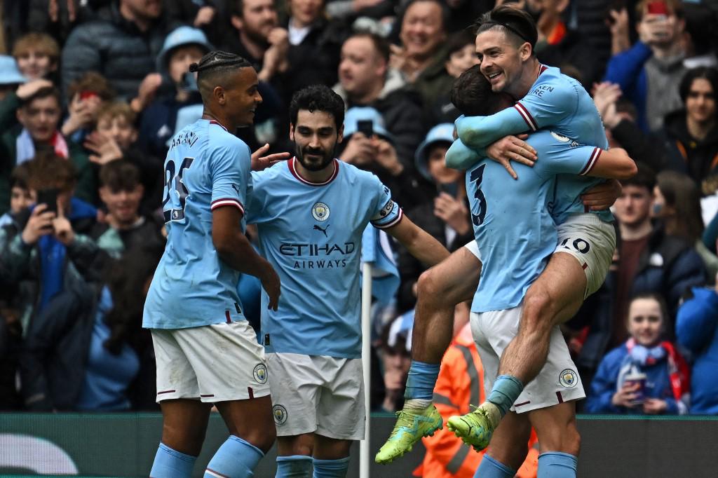 City goleia Liverpool e diminui distância para o Arsenal na Premier League  - Superesportes