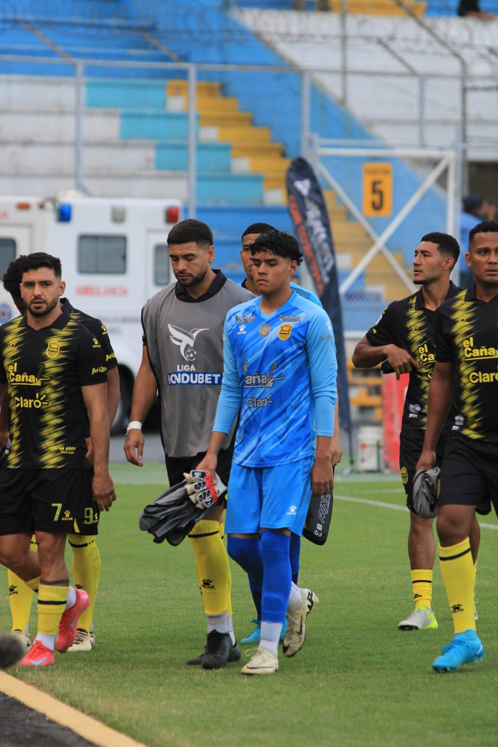 FICHAJES: de Europa a Honduras, Palma es noticia en Escocia, Saprissa buscó a catracho y Olimpia lo renovó