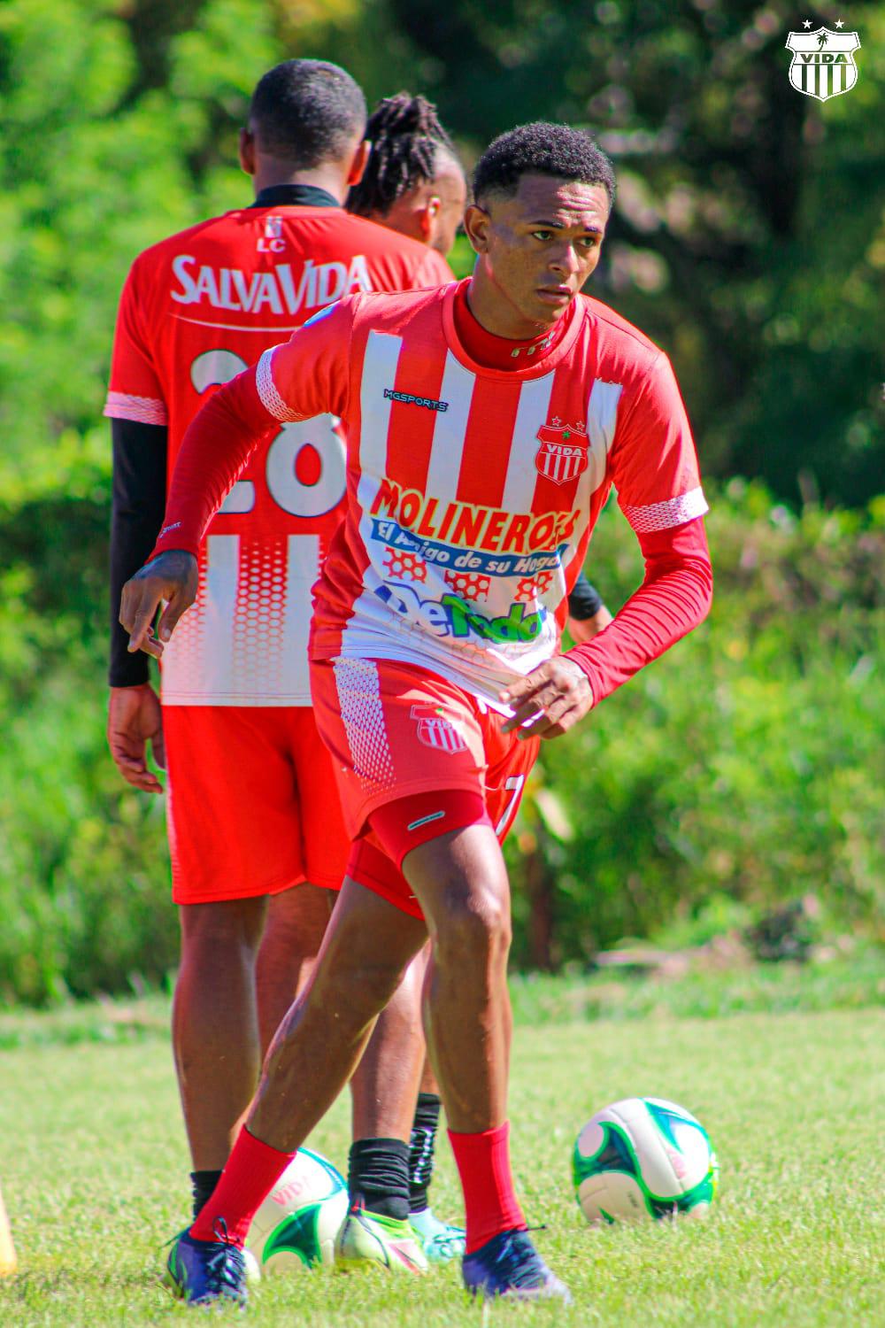 Las tres exóticas contrataciones del Vida, Potro confirma a un extranjero y Villafranca con nuevo destino en La Ceiba